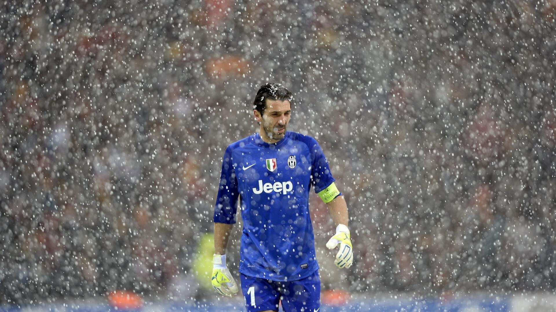 球迷故事:最疯狂的支持和应援瞬间,球迷分享