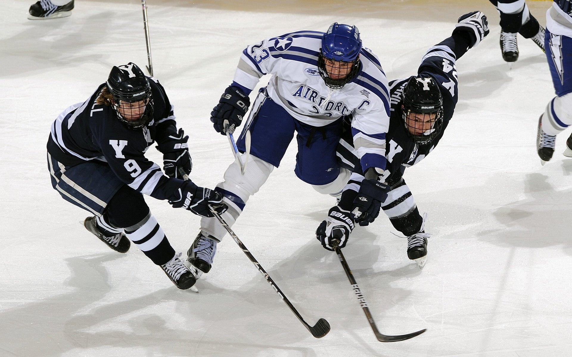经典游戏重制版:情怀与创新的碰撞,好玩的重制版游戏